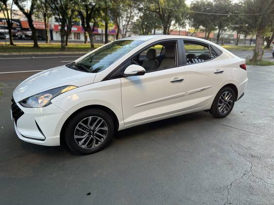 HYUNDAI HB20S 1.0 TGDI FLEX PLATINUM PLUS AUTOMÁTICO HYUNDAI HB20S 1.0 TGDI FLEX PLATINUM PLUS AUTOMÁTICO